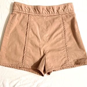 Elizabeth and James Beige Tan High Rise Waisted Zipped Brief Shorts Size 6US/M